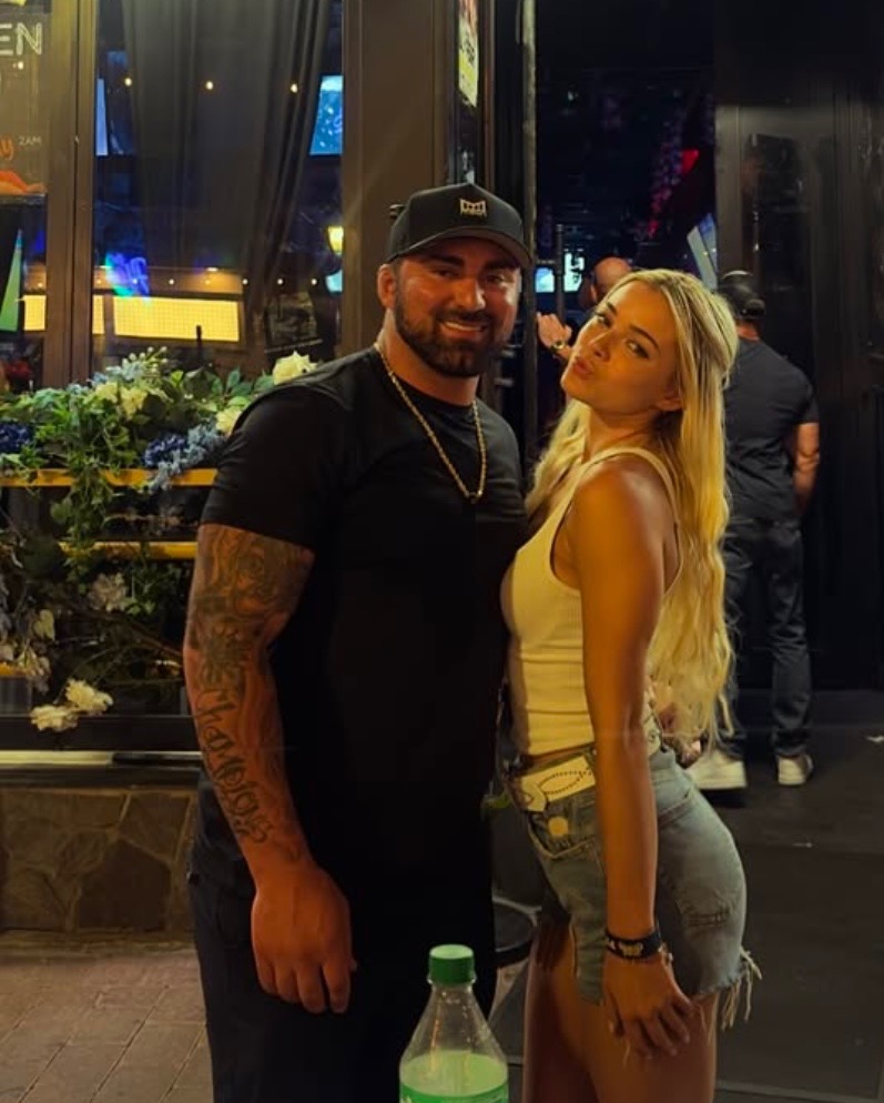 Madd Hatter bar photo 3